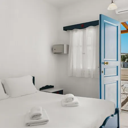 Paros Inn Seafront Logaras Room photo