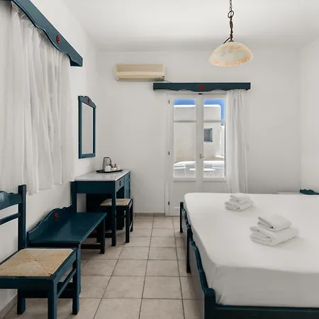 Paros Inn Seafront Logaras Room photo