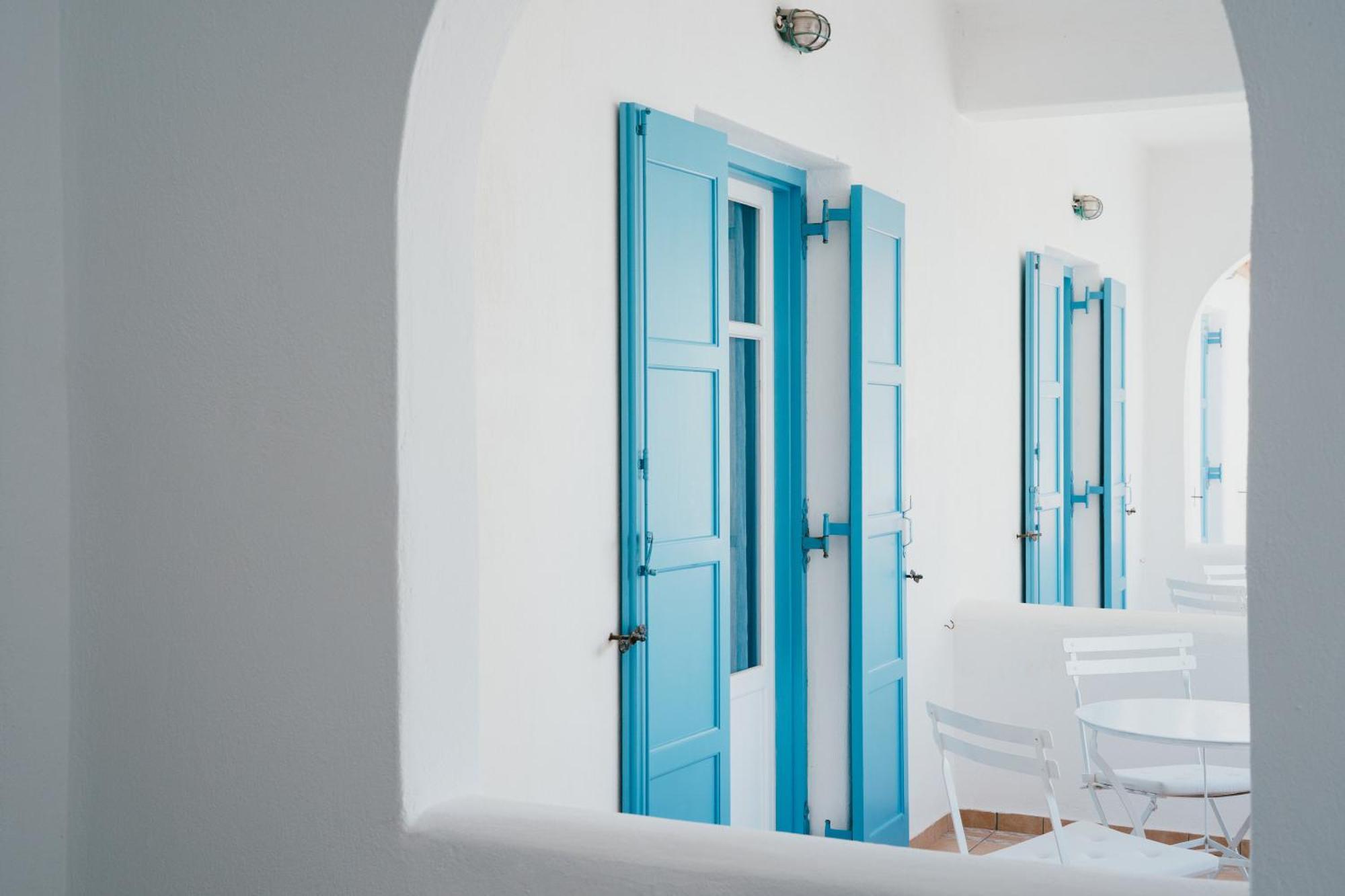 Paros Seafront 3*