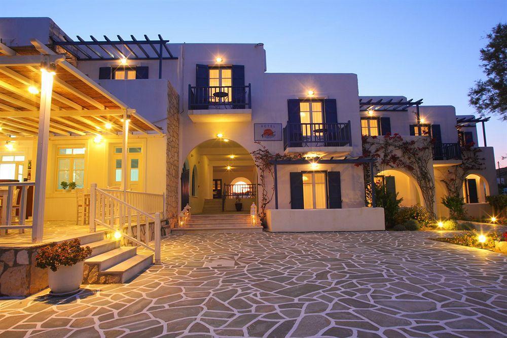 מלון Paros Seafront לוגאראס